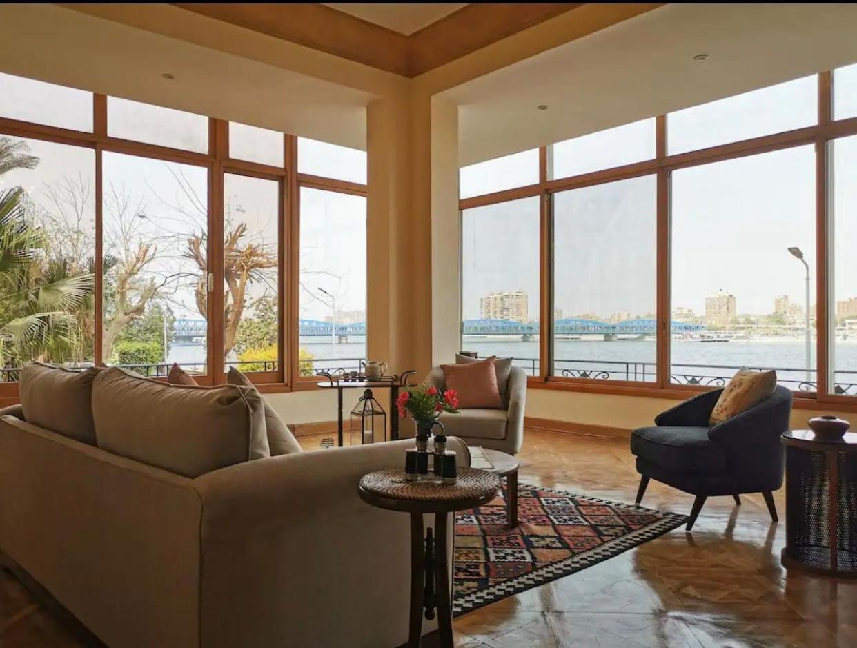Luxury On The Nile - Zamalek Apartments Kair Zewnętrze zdjęcie
